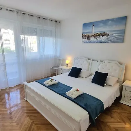Diocletian Apartment *